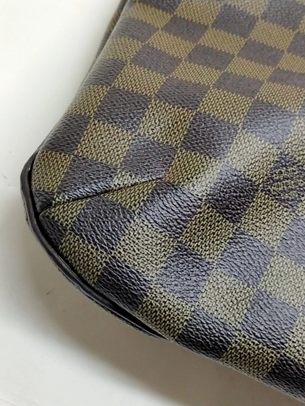 Authentic Louis Vuitton Bloomsbury PM Damier Ebene Crossbody Bag - Picture 6 of 9